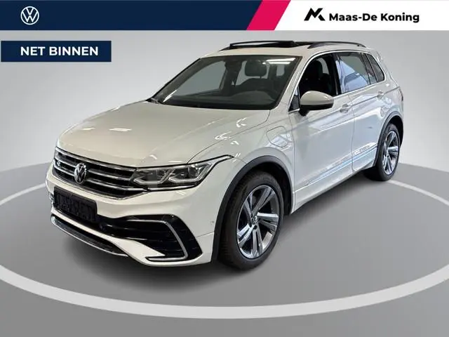 Volkswagen Tiguan 1.4 TSI 245pk DSG eHybrid R-Line Business · Panoramadak · 360 Camera · Wegklapbare...