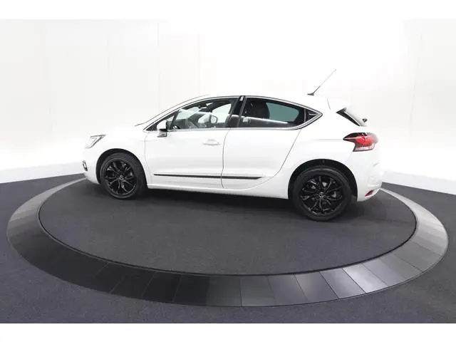 DS DS 4