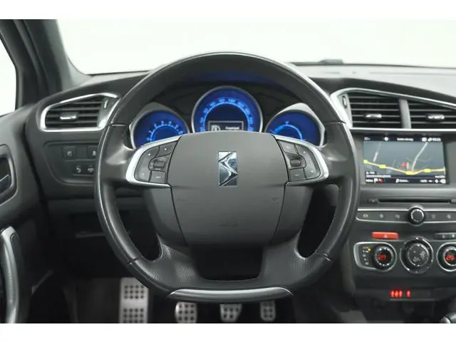 DS DS 4