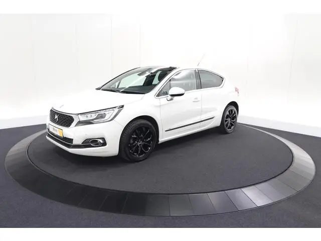 DS DS 4