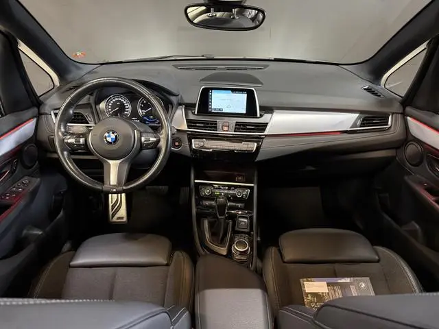 BMW 2-serie Active Tourer 225xe iPerformance Executive | M-Sport | Panoramadak | Stoelverw.