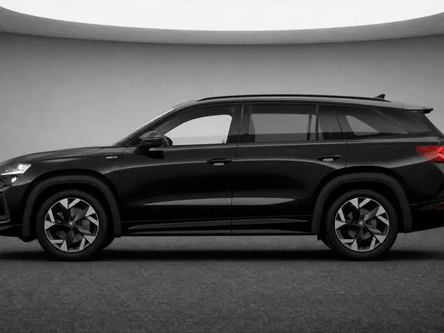 Škoda Kodiaq Sportline Limited 1.5 TSI PHEV 150 kW / 204 PK SUV | Panorama dak | Trekhaak uitklapbaa...