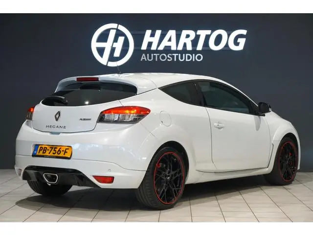 Renault Mégane Coupé 2.0 Turbo Renault Sport 275 pk RS + PACK CHASSIS CUP / R-LINK / CAMERA