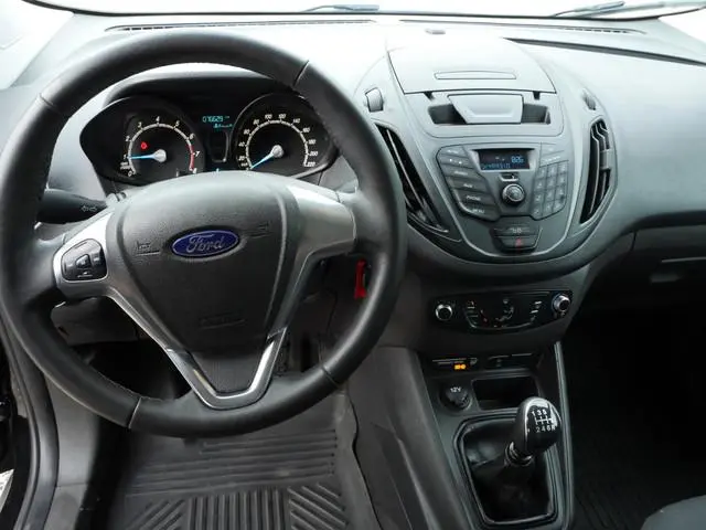 Ford Transit Courier