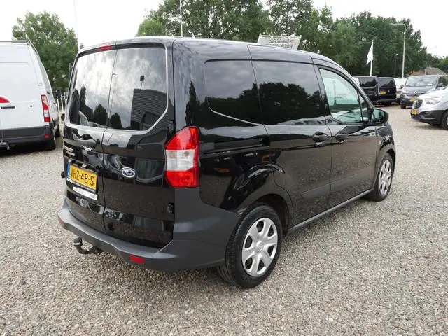 Ford Transit Courier 1.0 100PK EcoBoost Benzine Trend Airco