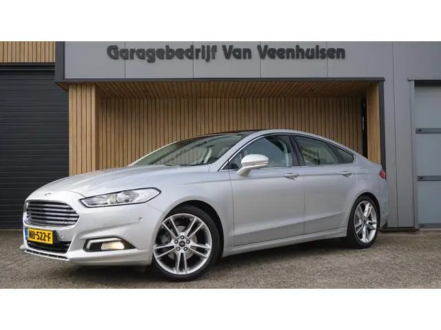 Ford Mondeo 1.5 160pk Titanium Pano.Dak Keyless Navi 19inch LM Stoel&Stuurwiel V.W. *NL auto* 110606...