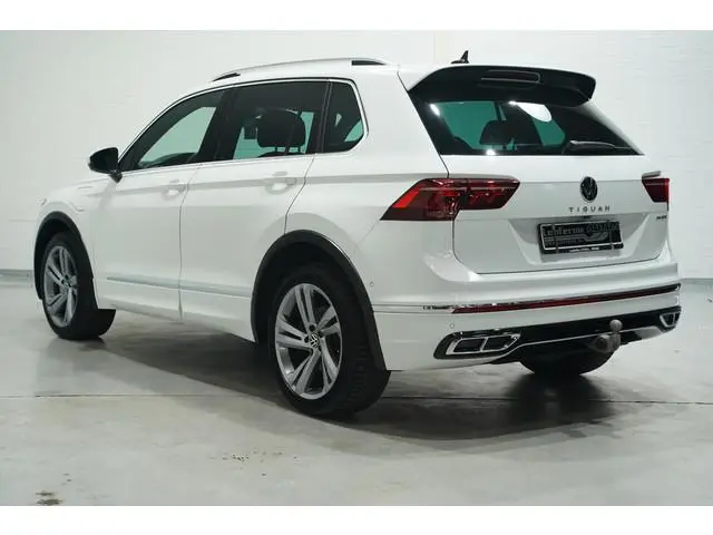 Volkswagen Tiguan 1.4 TSI eHybrid R-Line Business+ NAP Clima Camera 360 Apple Carplay Led koplampen...
