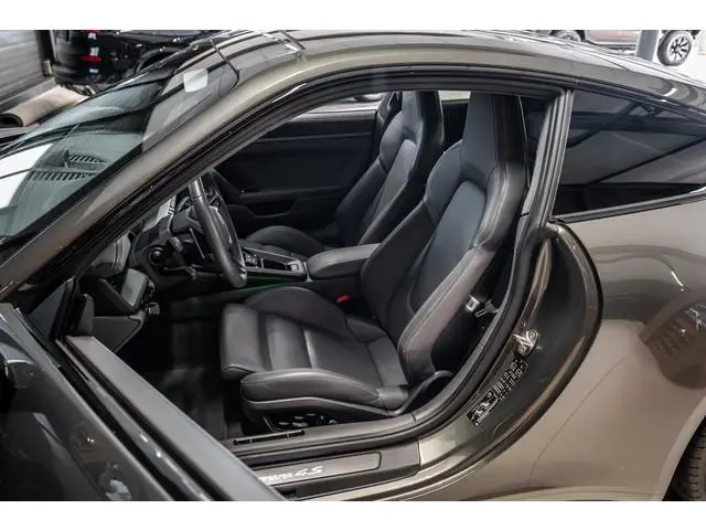 Porsche 911 992 3.0 Carrera 4 S Lift | 4wielsturing | 18 Voudig | Schuifdak | Aventuringroen | PPF
