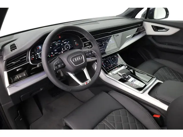 Audi Q7 55 TFSI e 394 pk quattro Pro Line S Tiptronic | Luchtvering | Trekhaak | Panoramadak | Bang...