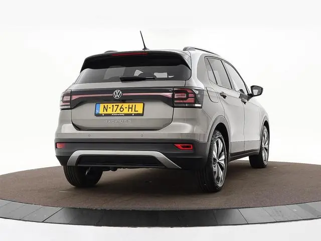 Volkswagen T-Cross 1.0 TSI 95pk Life · Apple/Android Car Play · Trekhaak afneembaar · Camera ·Dodeho...