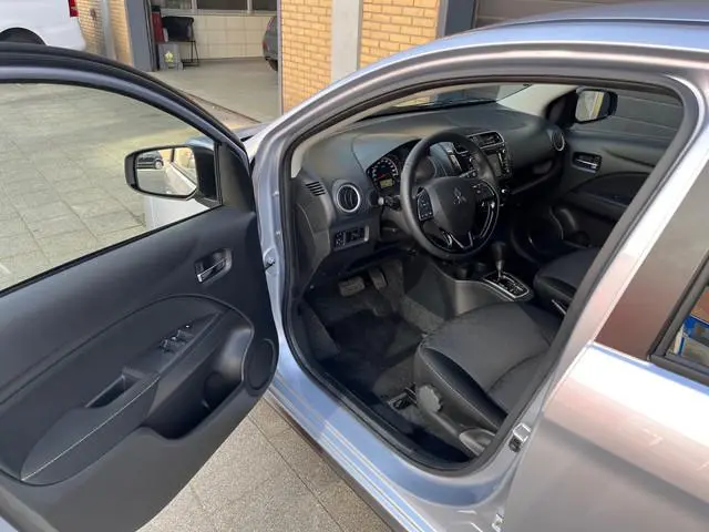 Mitsubishi Space Star 1.2 Nova Automaat, Carplay, Stoelverwarming