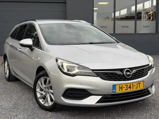 Opel Astra Sports Tourer 1.2 Elegance ✓110pk✓Camera✓Carplay✓Navi✓Halfleder✓Keyless✓Trekhaak✓Pdc V+A✓...