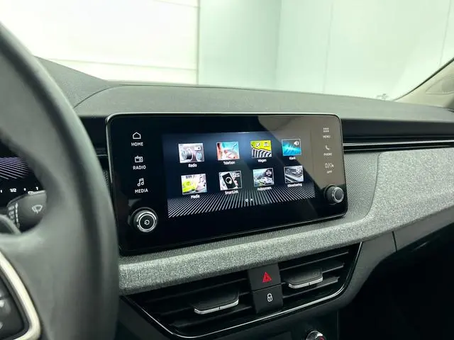 Skoda Kamiq 1.0 TSI Business Edition Automaat DSG Climate control Cruise control LED Keyless Achteru...