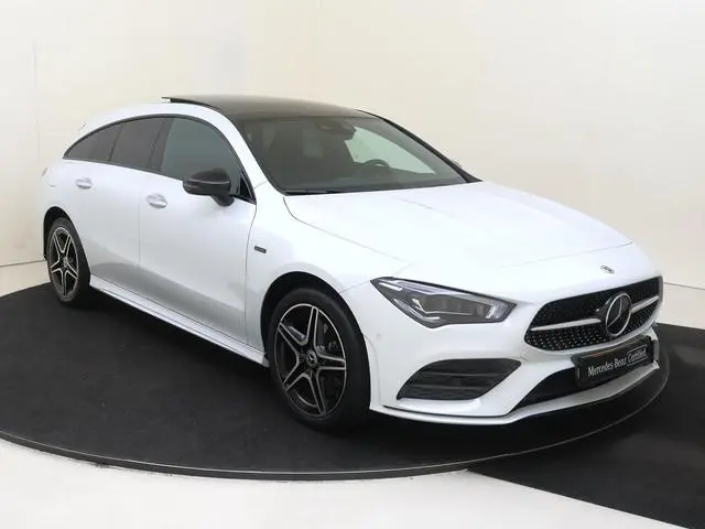 Mercedes-Benz CLA-klasse Shooting Brake 250 e Business Solution AMG Limited / Memory-Stoelen / Panar...
