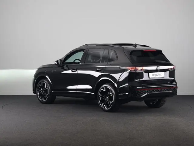 Volkswagen Tiguan 1.5 eHybrid R-Line Edition 272 pk Automaat (DSG) | Verlengde garantie | Navigatie...