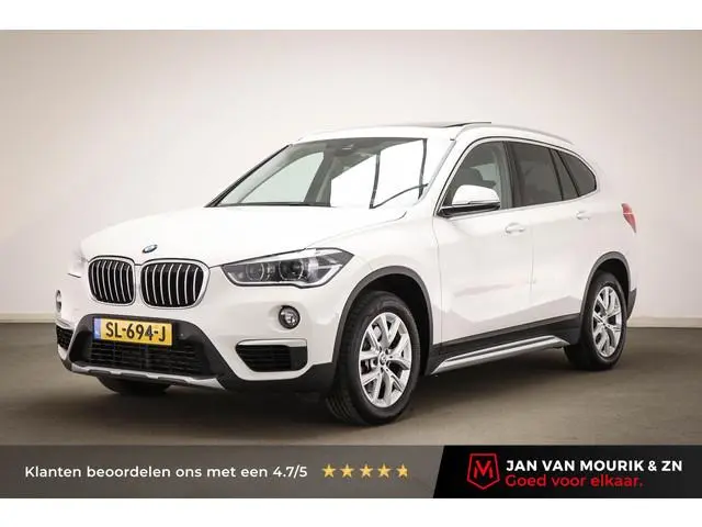 BMW X1 xDrive20i High Executive | AUDIO MEDIA PACK | PANORAMADAK | HEAD UP | STOELVERWARMING | TREKH...