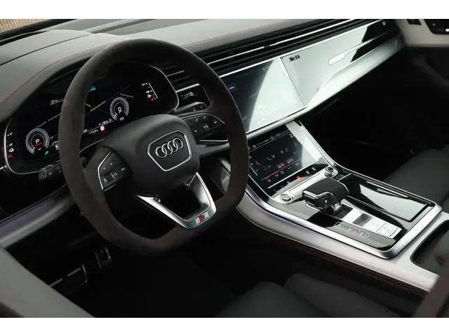 Audi Q8 60 TFSI e 490pk quattro Pro Line S Competition Trekhaak 360Camera Leder Laser LED HUD B&O Me...