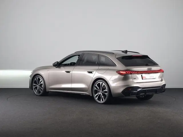 Audi A5 Avant S edition e-hybrid 299 pk | Bang & Olufsen premium 3D | Techniekpakket plus | Elektris...