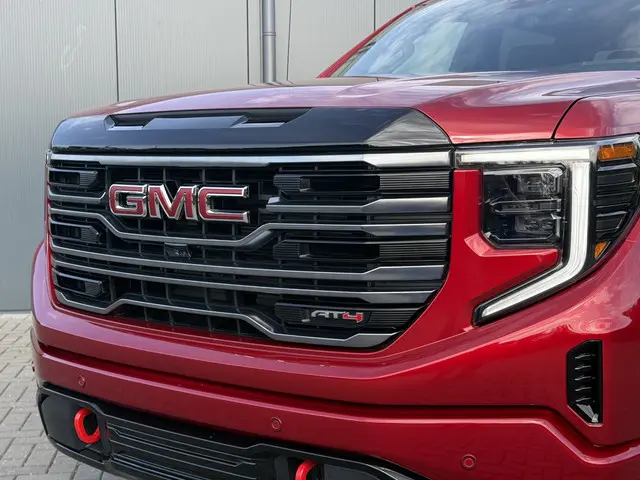 GMC Sierra