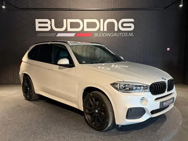 BMW X5 xDrive35i High Executive 7p. | M-sport | Pano | Head-up