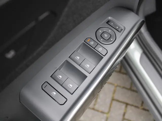 Kia EV2