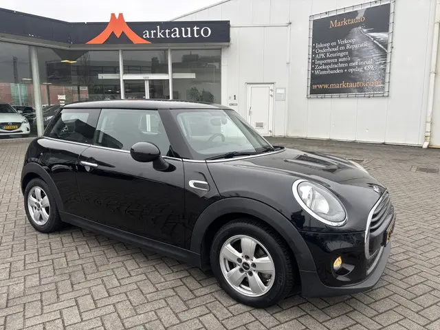 Mini Mini 1.5 Cooper Business Navi Cruise Parkeersensoren