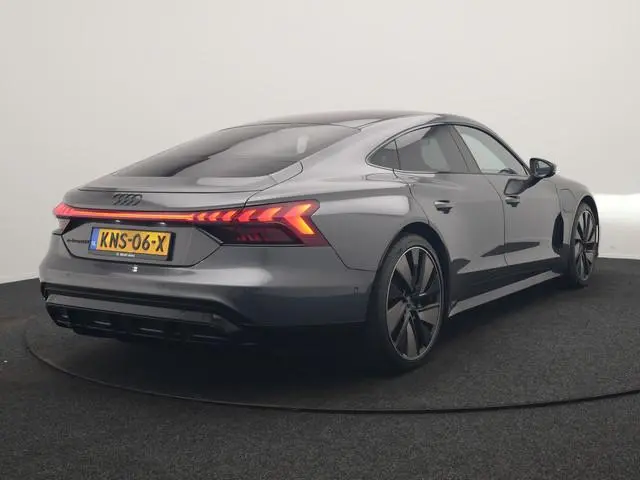 Audi e-tron GT