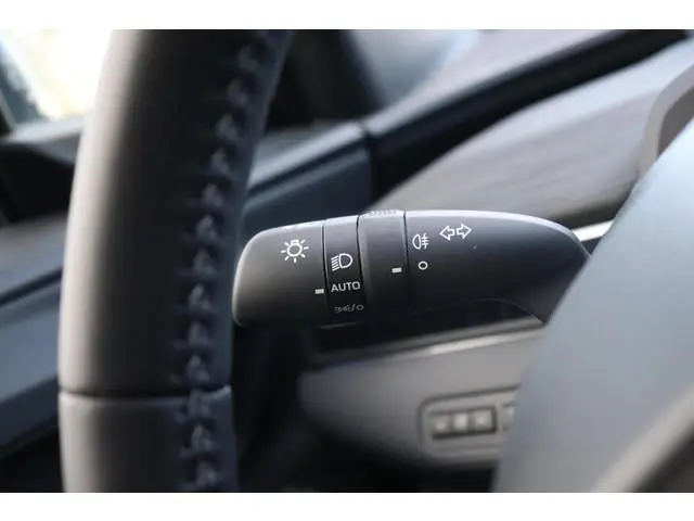 Toyota CHR +