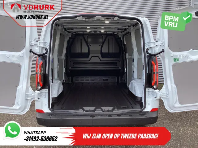 Ford E-Transit Custom