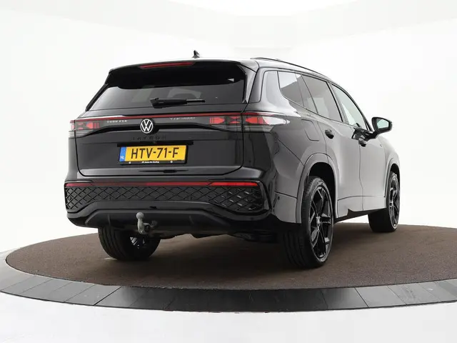 Volkswagen Tayron 1.5 eHybrid 204pk DSG R-Line Edition  · SOH 100% · Panoramadak · 360 Camera · Inkl...