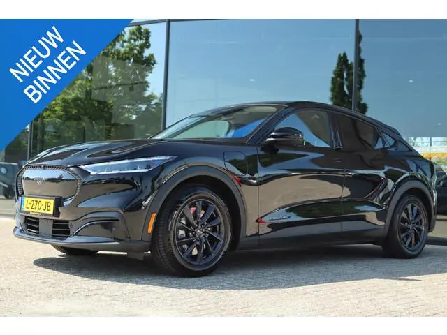 FORD MUSTANG MACH-E EXTENDED RWD 98 kWh SOH 93.5% | PANO | CARPLAY | CAMERA | WINTERPACK | LEDER | D...