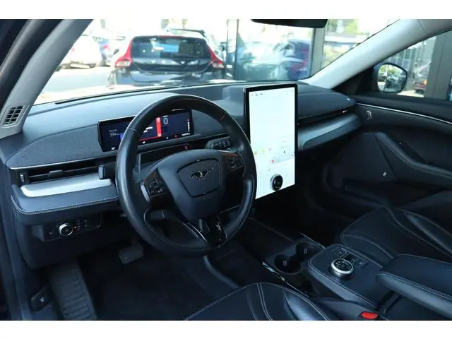 FORD MUSTANG MACH-E EXTENDED RWD 98 kWh SOH 93.5% | PANO | CARPLAY | CAMERA | WINTERPACK | LEDER | D...