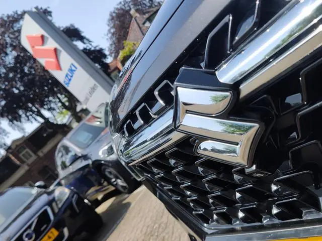 Suzuki S-Cross
