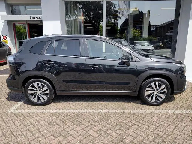 Suzuki S-Cross