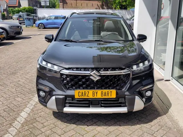 Suzuki S-Cross