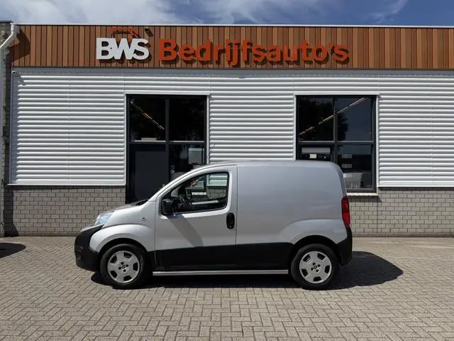 Fiat Fiorino 1.3 MJ Adventure / vaste prijs rijklaar € 9.950 ex btw / lease vanaf € 168 / euro 6 / b...