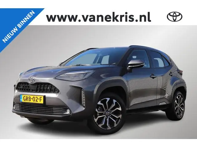 Toyota Yaris Cross 1.5 Hybrid 130 First Edition Limited, BSM, Parkeersensoren, Stuur en Stoelverwarm...