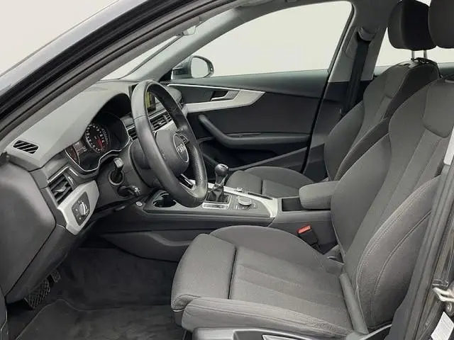 Audi A4 Limousine 1.4 TFSI Sport Lease Edition 150pk | 1e Eigenaar | Navigatie | Lichtmetalen velgen...
