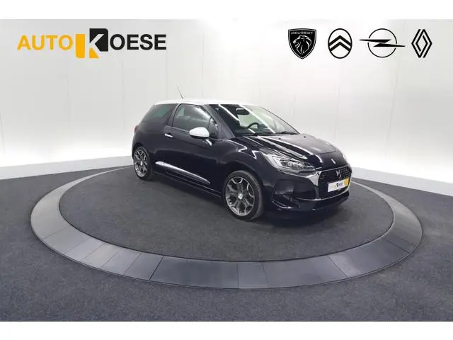 DS 3 PureTech 110 So Chic | Camera | Navigatie | Parkeersensoren | Climate Control