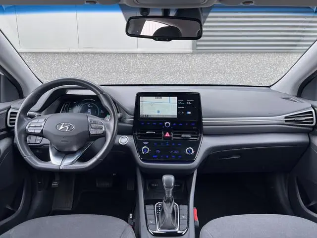Hyundai IONIQ 1.6 GDi Hybrid/Facelift/Matrix-LED/Carplay/Infinity-sound/Camera/Cruise