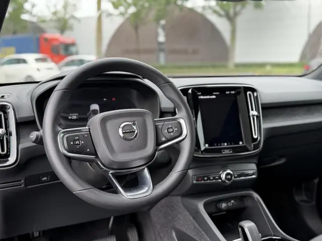 Volvo C40