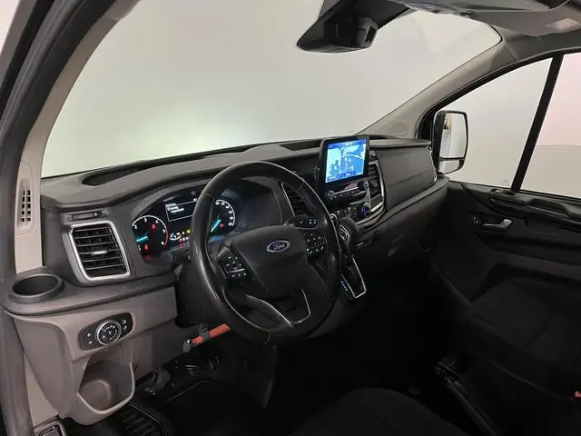 Ford Transit Custom 300 2.0 TDCI L2H1 Limited Dubbele cabine Navi Airco2 Schuifdeuren Trekhaak PCD C...