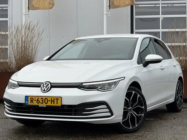Volkswagen Golf 1.5 eTSI Style 150pk DSG | Virtual Cockpit | Apple Carplay/Android Auto | Cruise con...
