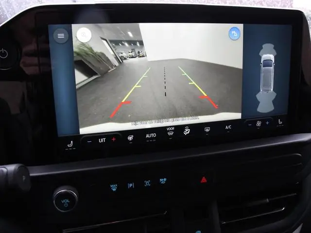 Ford e-Transit Custom 340 L2H1 Limited 65 kWh 8 persoons Adaptieve cruise control Airco Lichtmetalen...