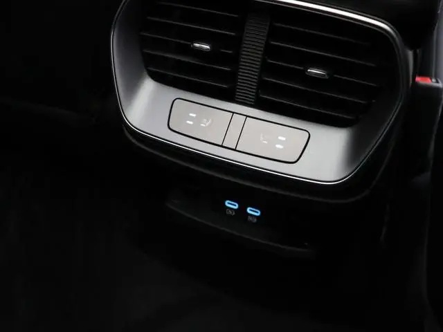 BYD SEALION