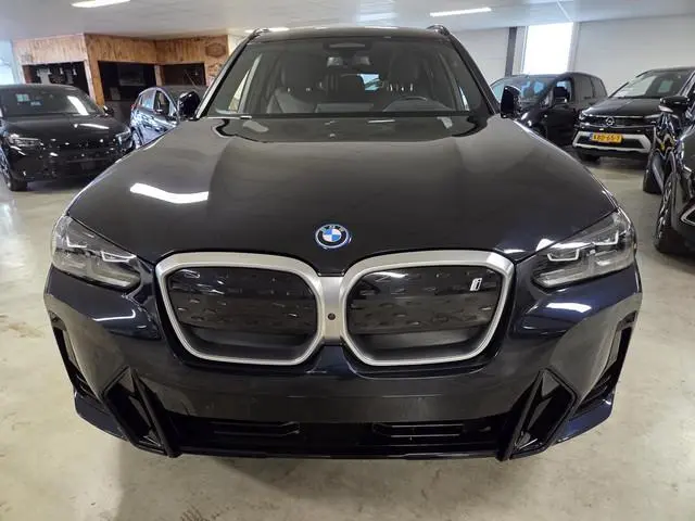 BMW iX3 High Executive 80 kWh