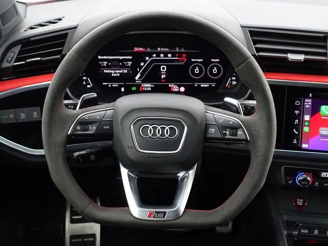 Audi RSQ3