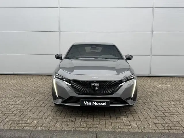 Peugeot e-308