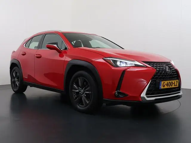 Lexus UX 250h Business Line VAN: 24.900,- VOOR: 21.877,- UW WKVOORDEEL: 3.023,- | RIJKLAARPRIJS incl...