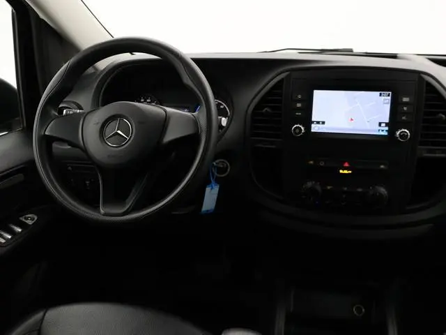 Mercedes-Benz eVito Tourer PRO L2 7-PERS. *MARGE* + 2 ELEKTR. SCHUIFDEUREN | LEDER | STOELVERW. | CA...